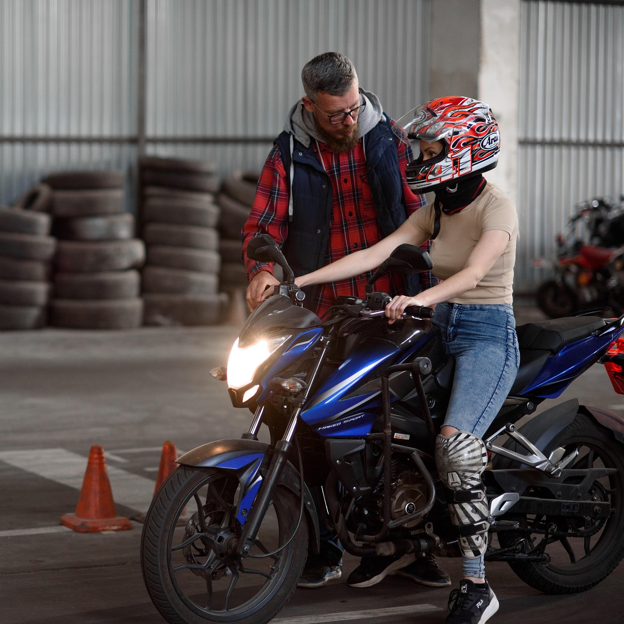 日日顺通信实名账号：m6米乐app官方详情下载教程