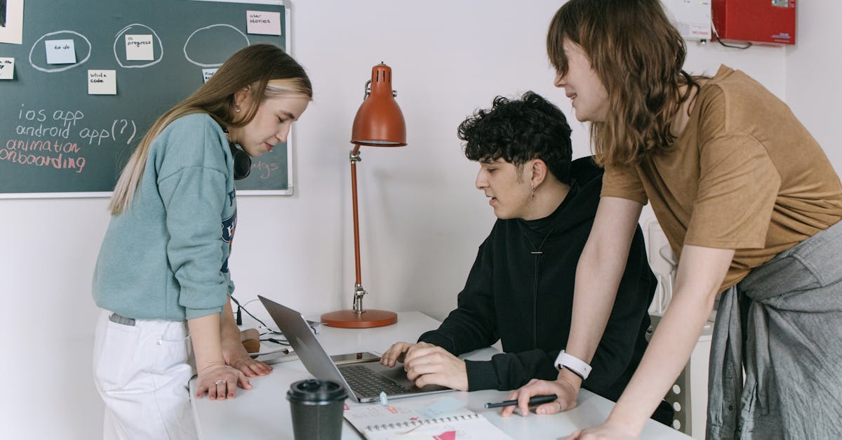 蝙蝠实名账号：重型机车购买平台