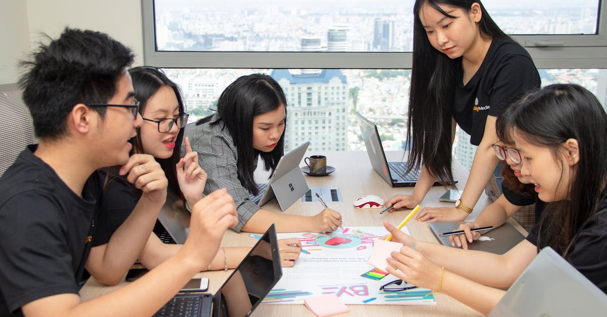 美团实名账号：笑脸开门app详情下载教程